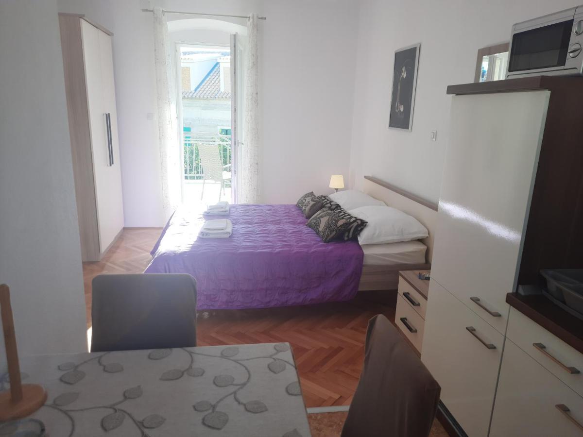 Apartments Villa Beba Komiža Eksteriør billede