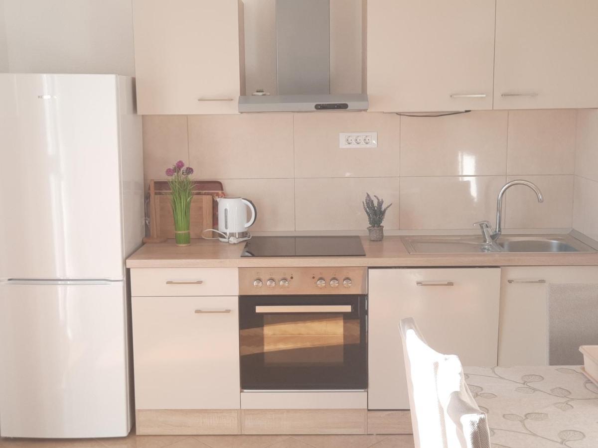 Apartments Villa Beba Komiža Eksteriør billede